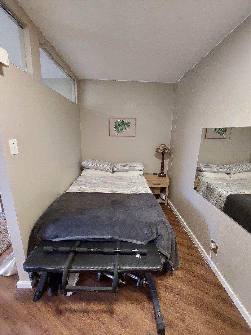 1 Bedroom Property for Sale in Green Point Western Cape